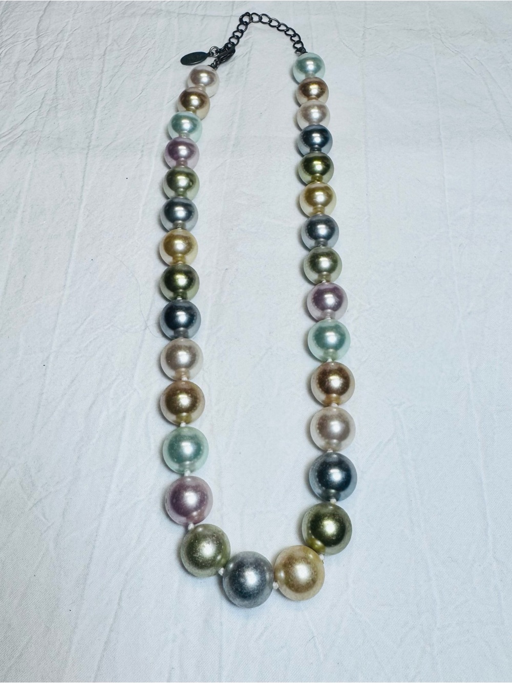 KJL KENNETH JAY LANE Colorful Faux Pearl Bead Necklace 2009